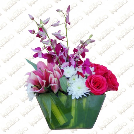 Mix purple flower arrangement