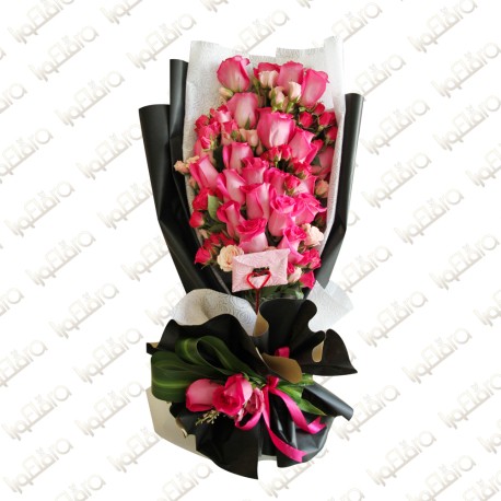 Fuschia Bouquet Arrangement